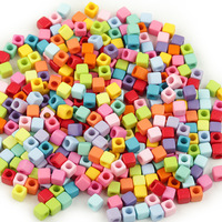 Perles carrées en trois dimensions de couleur Macaron opaque acrylique en gros pour bricolage porte-clés bracelet de chaîne de téléphone