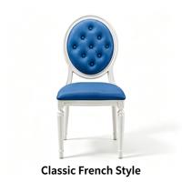 Chaise de salle à manger capitonnée à boutons, dossier rond, cadre blanc, en similicuir bleu, style Louis français, pour restaurant et mariage