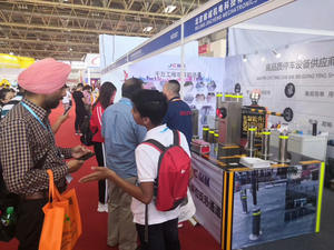 प्रीमियम पुनर्नवीनीकरण रबर गति बम्प-टिकाऊ और पर्यावरण अनुकूल यातायात शांत समाधान - Product Image 6