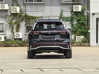 Offre Spéciale Volkswagen Tiguan L Pro 2024 Voiture à essence 5 portes 5 places SUV Voitures 330TSI 2WD R18 Taille de pneu Voitures d'occasion