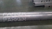 Centre d'usinage CNC automatique à quatre axes motorisé PARKER pour le fraisage et le perçage de profilés PVC et aluminium, murs-rideaux