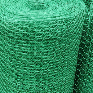 Hexagonal Chicken <b>Wire</b> <b>Mesh</b> Roll Low Carbon <b>Wire</b> for Small Animal Cage and Farm Garden Fencing - Product Image 2