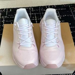 Chaussures de sport de luxe pour hommes, respirantes, antidérapantes, tendance, pour la course à pied - Product Image 3