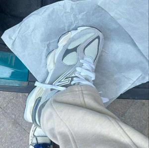 Nuove <span class=keywords><strong>Scarpe</strong></span> Sportive 9060 di Alta Qualità, <span class=keywords><strong>Scarpe</strong></span> <span class=keywords><strong>da</strong></span> Corsa alla Moda per Donne, <span class=keywords><strong>Scarpe</strong></span> Casual <span class=keywords><strong>da</strong></span> <span class=keywords><strong>Tennis</strong></span> per Uomini - Product Image 6