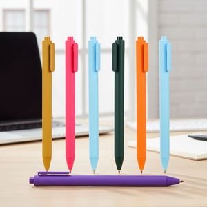 Bolígrafo de Plástico Promocional Económico con Nuevo Diseño Atractivo para Personalizar - Product Image 1