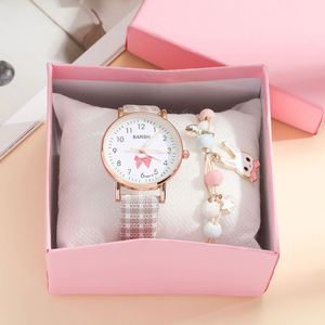 Nuevo Reloj de Aleación para Niñas con Correa de Patrón Sencillo y Combinable, Movimiento Digital XSVO + Pulsera de Cuentas con Conejito Adorable - Product Image 4