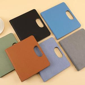 Ofset kağıt ile özel taşınabilir sert kapak notebooklar <span class=keywords><strong>Metal</strong></span> halka bağlayıcı kalemlik tam renkli baskı hızlı teslimat - Product Image 1