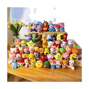 Al por mayor Llavero de juguete de peluche súper suave de algodón PP bordado para máquina de garras 10CM Pequeño Promoción Económica Venta Caliente - Product Image 1