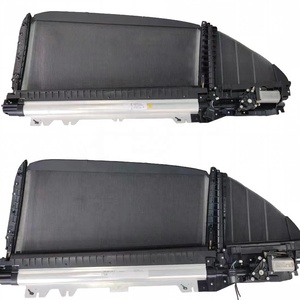 Pare-soleil électrique d'origine d'occasion pour vitre arrière Bentley Flying Spur 4W1, ensemble pare-soleil de porte arrière gauche et droit - Product Image 1