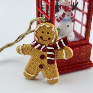 Mini-ornements de Noël faits main en résine : Bonhomme en pain d'épices, Bonhomme de neige, pour enfants, décorations de fête DIY, objets de collection adorables - Product Image 1