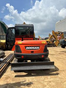 รถขุดตีนตะขาบ Doosan DX60 มือสองจากเกาหลีใต้ ขนาด 6 ตัน รุ่นปี 2020 ใช้งานมาแล้ว 2001-4000 ชั่วโมง พร้อมเครื่องยนต์และชุดเกียร์ส่วนประกอบหลัก - Product Image 5
