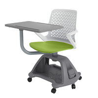Chaise de formation moderne pour étudiants Roues pivotantes en plastique Mobilier scolaire pour utilisation en classe pour l'école de la tablette d'écriture Node