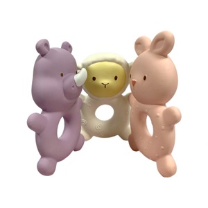 Anneau de dentition pour bébé en caoutchouc naturel Jouet de bain pour bébé à mâcher en jouant aux douleurs des gencives douloureuses - Product Image 6