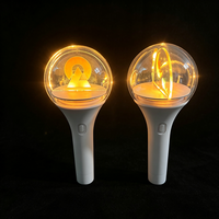 Bâton lumineux LED personnalisé avec logo rotatif, boule acrylique 3D, figurine rotative, bâton lumineux pour concert d'idole, bâton lumineux pour événement