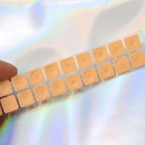 24K Or Oreille Graines Autocollants Acupression Massage Oreille Graines Or pour Acupoint Thérapie Acuriculaire Acupuncture 100PCS - Product Image 4