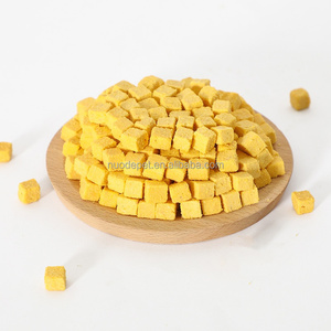 Haute Qualité Lyophilisé Chat Chien Snack Nutrition Protéine Riche Avec Poulet Légumes Goût Viande Ingrédients dans Un Sac D'emballage - Product Image 1