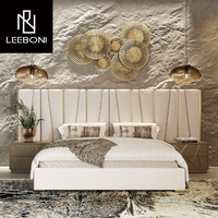 Meubles de chambre à coucher européens post-modernes en vente chaude, ensembles de meubles de luxe en cuir, lit double avec tête de lit large, lit king-size en cuir blanc