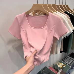 Camiseta de verano para mujer con cuello cuadrado, manga corta, dobladillo curvo, escote amplio, ajuste ceñido, diseño de espina de pescado, teñido liso, color sólido, larga - Product Image 4