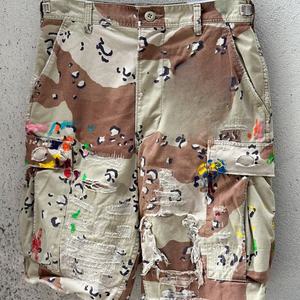 Pantalones Cortos Cargo de Camuflaje con Estampado DTG, Estilo Urbano, Corte Vanguardista, Holgados, Desgastados, Rotos, con Bolsillos Holgados - Product Image 4