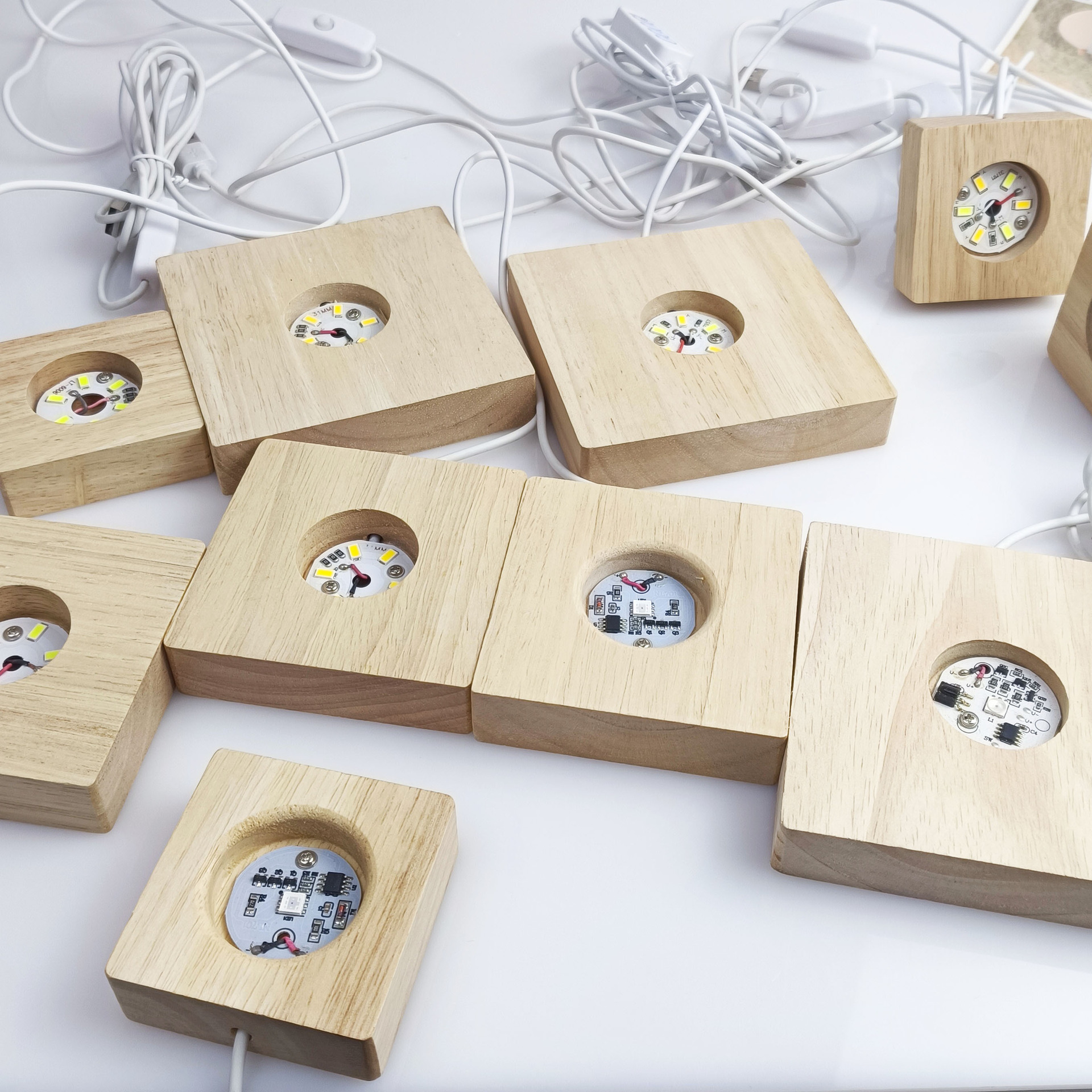 USB Square Crystal Ball Diffuser Night Light Base Solid Wood Square LED Aroma Emitting Bedroom Base Night Light