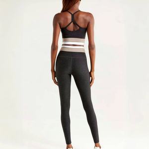 Ensemble de yoga 2 pièces pour femme, haute élasticité, dos nageur, réversible, design uni, débardeur court et short, écologique, respirant, sport - Product Image 2