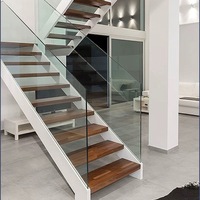 Design moderne Escaliers de patio préfabriqués réglables en forme de U Marches en bois de chêne noir pour l'extérieur des falaises