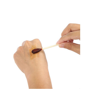 สำลีพันไอโอดอฟอร์แบบพกพา สำหรับจัดเก็บและใช้งานง่ายในชุดเดินทางและชุดปฐมพยาบาล - Product Image 1