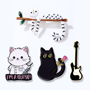 Pins de Solapa Personalizados con Logotipo, Ecológicos, Plateados, de Esmalte Suave y Duro, Insignias Metálicas Conmemorativas, Artículos al por Mayor - Product Image 5