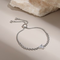 Bracelet tennis plaqué or 18 carats avec fermoir double sécurité, minimaliste, serti de zircons taille émeraude
