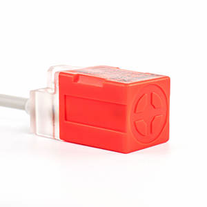 <span class=keywords><strong>PL</strong></span>-05N1方形接近开关传感器<span class=keywords><strong>PL</strong></span>-05N--NB-P-PB感应开关三线金属传感器24V - Product Image 2