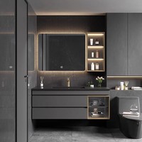Ensemble de meubles de salle de bain en bois de luxe minimaliste moderne avec lavabo intégré courbé à chaud et toilettes dans la salle de bain