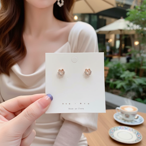 Orecchini Pendenti di Lusso con Cristalli e Conchiglie per Donna, Tendenza Moda, Vendita all'Ingrosso - Product Image 3