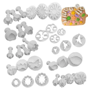 33 Stks/set Diy Home Vlinder Bloem Bakvormen Bloem Plunjer Cutter Mallen Reliëf Stempel Voor Fondant Cake Koekje Decoreren Tool