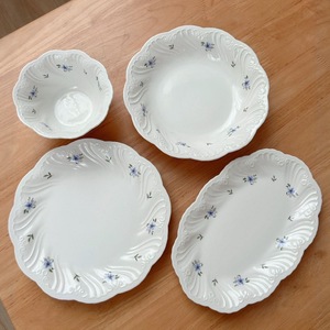 Nouvelle assiette à pâtes pour le petit-déjeuner, style rétro français, motif floral, assiette à dessert occidentale, motif végétal en relief, passe au micro-ondes, en céramique - Product Image 4