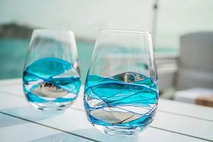 HGCH 21oz soufflé à la bouche peint à la main Mediterrani Blue line verre à vin sans pied avec tourbillon bleu - Product Image 5