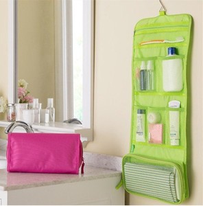 <span class=keywords><strong>Pas</strong></span> <span class=keywords><strong>cher</strong></span> Polyester Femelle Personnalisé Suspendus <span class=keywords><strong>Voyage</strong></span> Trousse <span class=keywords><strong>de</strong></span> toilette <span class=keywords><strong>Organisateur</strong></span> - Product Image 1
