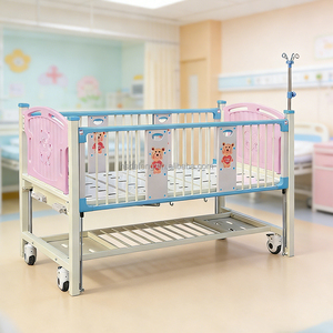 Lit pédiatrique entièrement fermé DF-Medical avec perfusion - Équipement médical pliable pour hôpitaux et écoles - Product Image 3