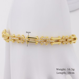 Bracciale <span class=keywords><strong>a</strong></span> catena con ciondoli <span class=keywords><strong>a</strong></span> forma di cuore <span class=keywords><strong>a</strong></span> <span class=keywords><strong>V</strong></span>, cuore, luna, stella, strass <span class=keywords><strong>e</strong></span> smalto, in oro 18K, di lusso, di alta gamma, che mantiene il colore. - Product Image 6