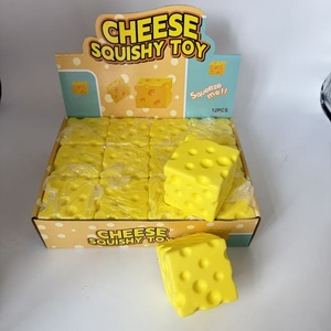 Nuevo Bloque de Queso Cuadrado de 7cm, Juguete Sensorial Antiestrés de Rebote Lento, Venta al por Mayor - Product Image 2
