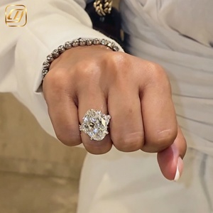 Anillo de Compromiso Personalizado de Lujo para Mujer, Oro Sólido de 10K, 14K, 18K, Diamantes Cultivados en Laboratorio, Corte Ovalado, Certificado IGI, 3 Diamantes - Product Image 3