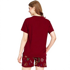 Conjunto de Dos Piezas para Mujer, Camiseta de Manga Corta y Pantalones Cortos Estampados, Atuendo Casual de Verano, Marca Personalizada OEM ODM - Product Image 5