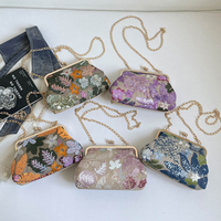 Sac de soirée brodé floral style décontracté, best-seller, avec chaînes à sequins, pochette bandoulière pour femme, idéal pour banquets et soirées habillées