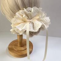 Grande élastique à cheveux en dentelle de qualité supérieure avec bordure florale pour femme, attache-queue de cheval douce au design romantique d'hortensia
