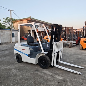 Montacargas Diésel Todoterreno Usado TCM FD25 de 2.5 Toneladas de Capacidad con Neumáticos Sólidos, Motor/Caja de Cambios de Larga Duración, Origen Japón, Probado - Product Image 6