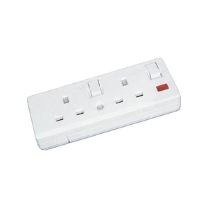 Toma de corriente de extensión clásica con línea de extensión de interruptor - Product Image 6