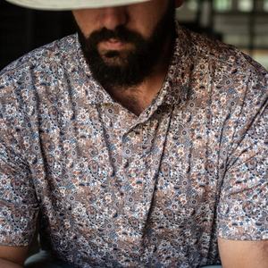 Chemise de golf rouge pour femme en piqué de bambou et polyester respirant, avec logo personnalisé, séchage rapide, grandes tailles, boutons pression perlés, pour homme et femme - Product Image 2