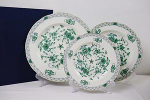 Ensemble de 3 assiettes rondes en céramique dorée de luxe, best-seller, idéal pour les mariages et les restaurants - Product Image 2