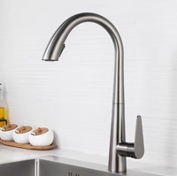 Robinet de cuisine moderne escamotable flexible à montage sur plan, eau chaude et froide