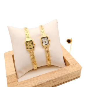 <b>Women's</b> Luxury <b>Vintage</b> Quartz Pointer <b>Watch</b> with Gold Strap Square Case Brass Alloy Small Dial - Product Image 4
