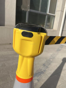 Allarme stradale in plastica sicuro per strada 9 metri giallo rosso nastro di sicurezza barriera per il traffico a cono cintura retrattile - Product Image 2